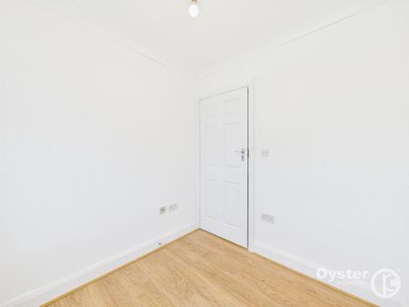 5 bedroom semi-detached house to rent - Photo 5