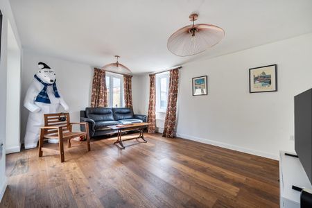 4 bedroom detached house to rent - Photo 3