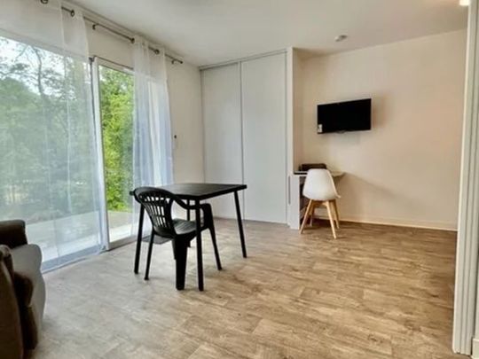 Location Studio 25 m2 à Saint-Clair-de-la-Tour - Photo 1