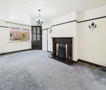 3 bedroom Semi-detached house to rent - Photo 3