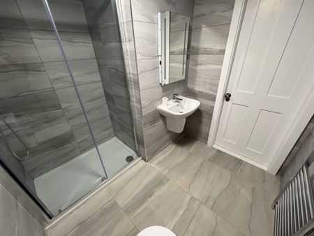 High Street, Coleshill - Photo 2