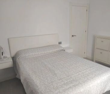 Alquiler de piso en Avenida de La Luz, 31 - Photo 2