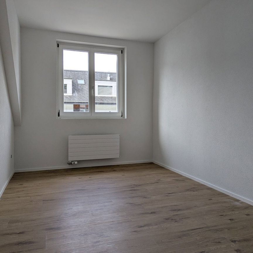 4 Zimmer, 76 m², 2. Stock - Photo 1
