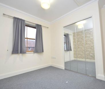 4 bedroom townhouse to rent - Photo 5