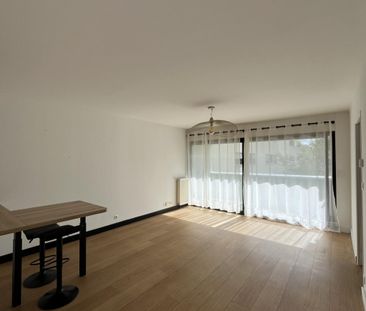Location Appartement 2 pièces 49m² RENNES 35000 - Photo 2