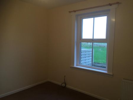 2 bedroom bungalow to rent - Photo 3