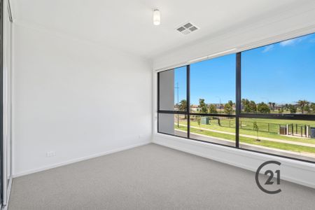 Brand New Townhouse - Spacious and Joyful Neutral Colours throughout - Photo 4
