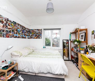 4 bedroom terraced house to rent - Photo 3