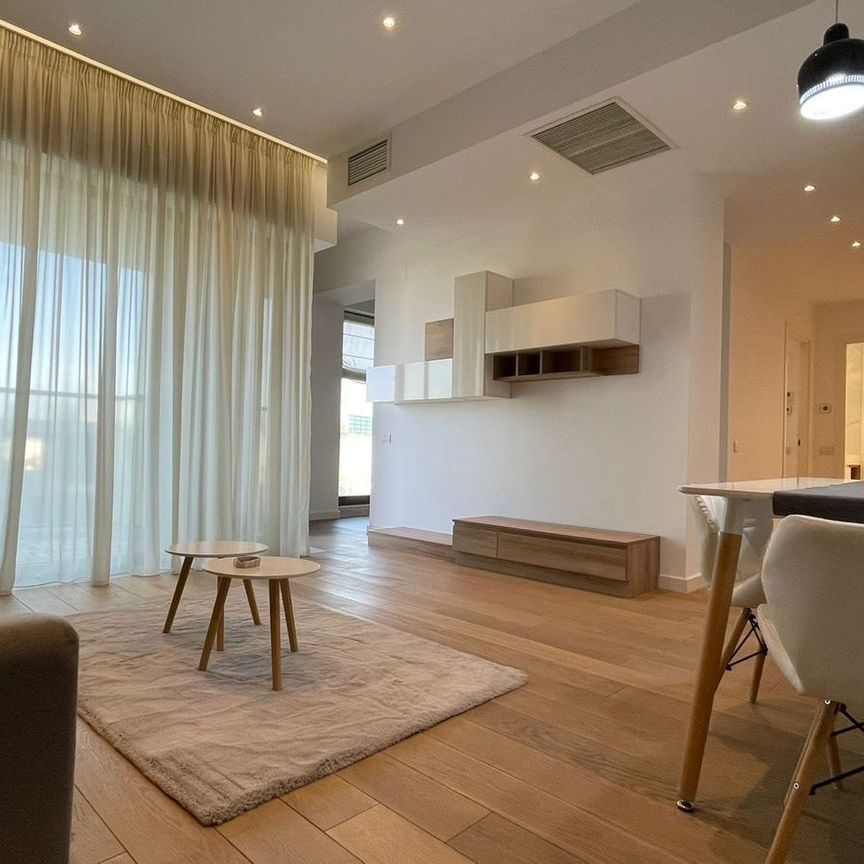 Apartament de inchiriat , 2 camere , Herastrau - Photo 1