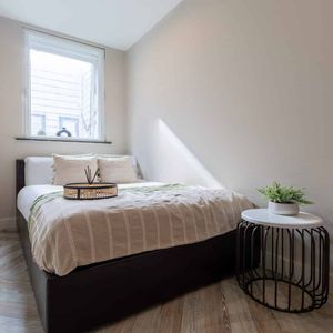 Platinum 1 Bed Apartment - Photo 2