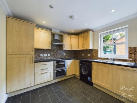 2 bedroom terraced house to rent - Photo 4