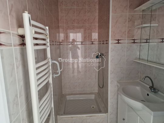 A Louer Aubagne Appartement de type 3, - Photo 1