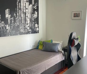 Room in a shared apartment for rent in El Putget i Farró. - Photo 3