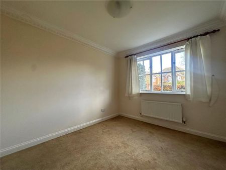 4 bedroom detached house to rent - Photo 5