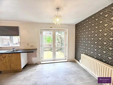 3 bed Semi-Detached - To Let - Photo 3