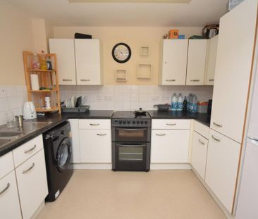 1 bedroom flat to rent - Photo 4