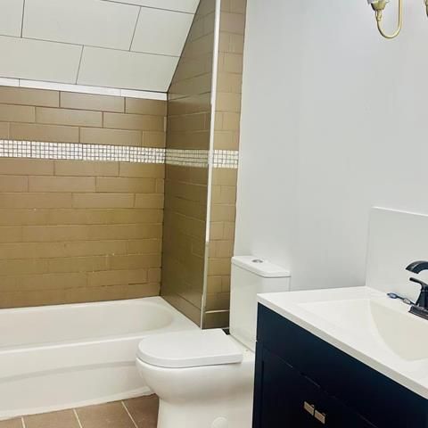 12380 Rue Notre Dame E. - Photo 1