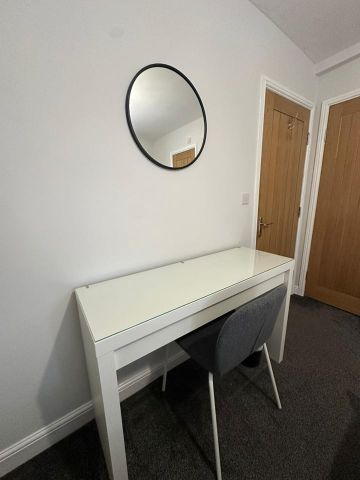 1 Bed Flat, William Street, RG1 - Photo 5