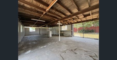 HIGHSET 3 BEDROOM HOME IN KELSO - Photo 4