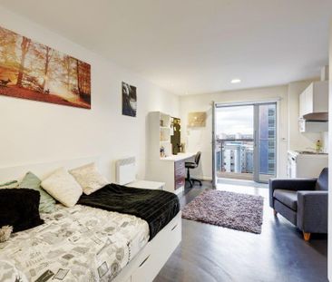 Studio to rent - Photo 6