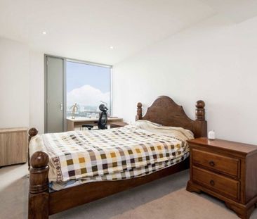 Marsh Wall, E14, London - Photo 2