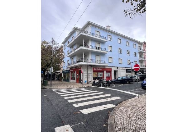 Apartamento T5 em Lisboa