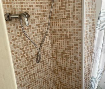 Location Appartement 2 pièces 27m² AURIOL 13390 - Photo 3