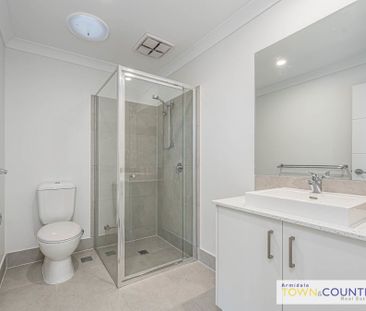 4A Niagara St is your next home! This beautiful, newly built house ... - Photo 6