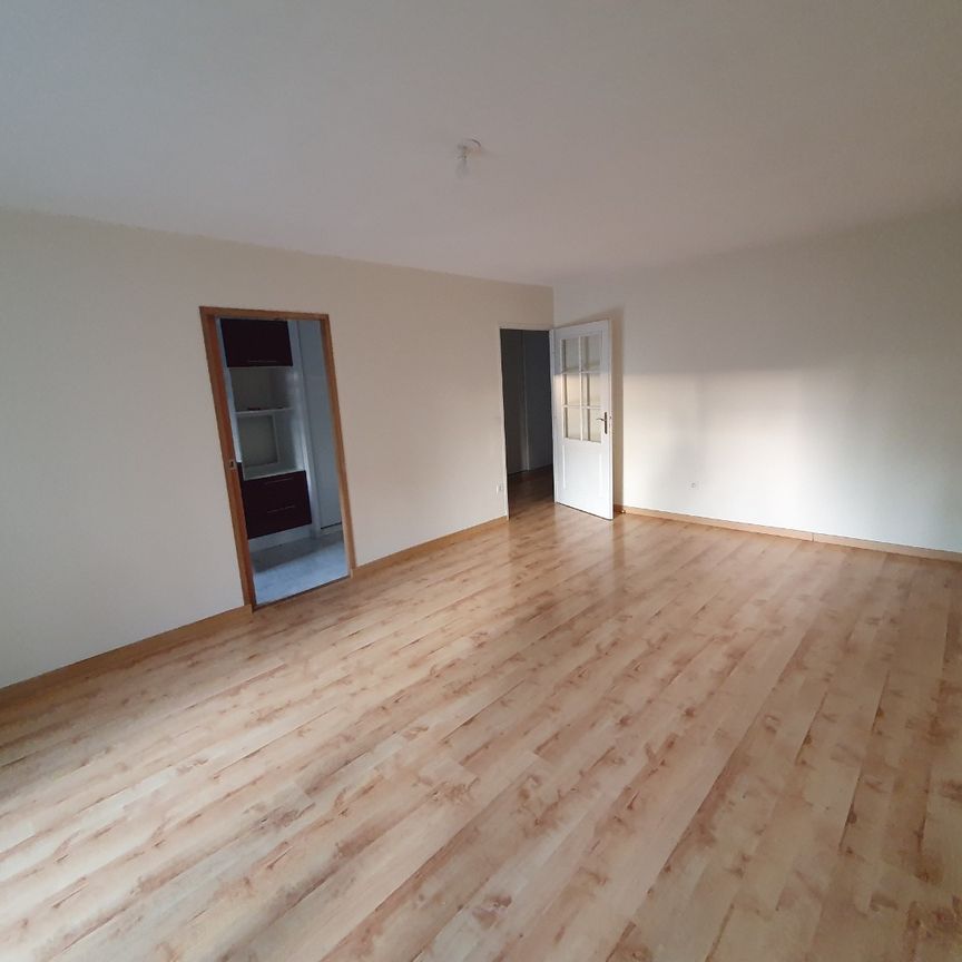 Location Appartement 3 pièces 71m² VALENCIENNES 59300 - Photo 1