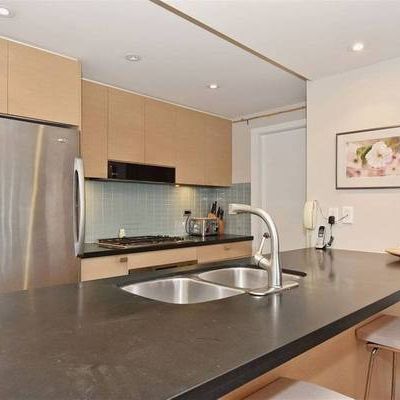 2br +den+2 ba+2 Parking, Mtn View Condo - Photo 3