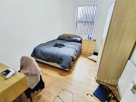 5 bedroom house to rent - Photo 2