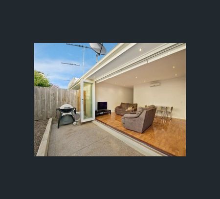 6/26 Livingstone Street, Ivanhoe, Vic 3079 - Photo 4