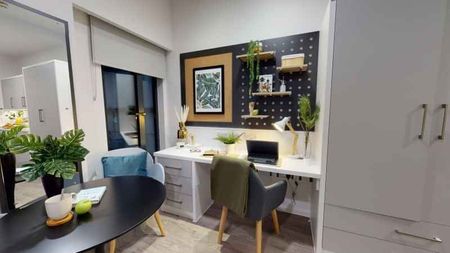 Platinum Studio - Photo 5