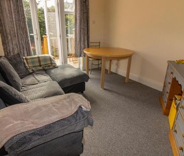 1 bedroom ground floor flat to rent - Photo 1