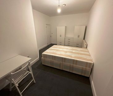 Room in a Shared House, Muswell Hill Broadway, N10 - Photo 2