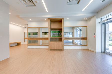 For Lease - 3250 Carding Mill Trail Unit# 522, Oakville, Ontario - Photo 2