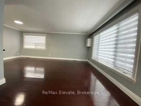 50 Stansbury Crescent - Photo 2