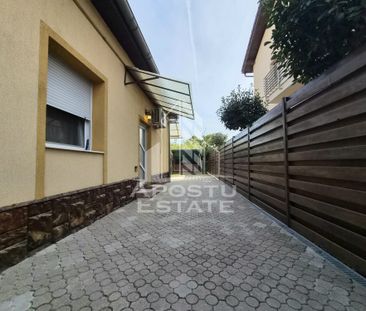 Casa cu doua apartamente,zona Gradiste - Fotografie 4