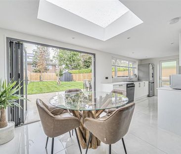 3 bedroom semi-detached house to rent - Photo 6