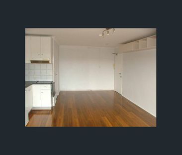 603/5 Ward Avenue, Potts Point, NSW 2011 - Photo 3