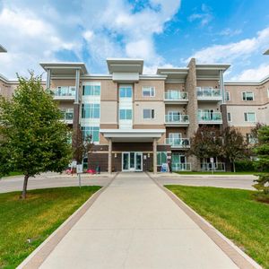 Lady Joyce Apartments - Photo 2