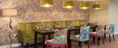 1 bedroom retirement property to rent - Photo 3