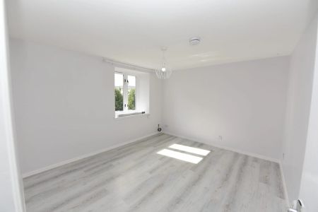 11C West Park Street, Huntly, AB54 8DY - Photo 3