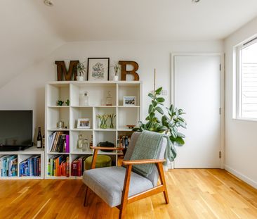 2 Bed Flat, Palace Road, SW2 - Photo 1