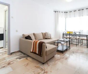 Apartamento en alquiler en Calle Administrador Gutiérrez Anaya, 5 - Foto 1