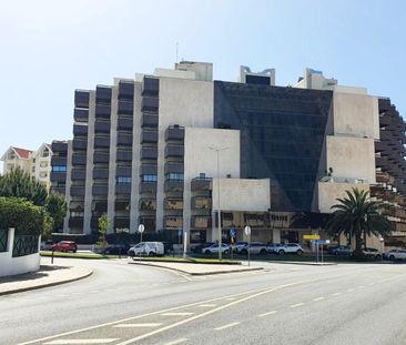Apartamento T1 no emblemático Edificio Atrium em Cascais - Photo 3