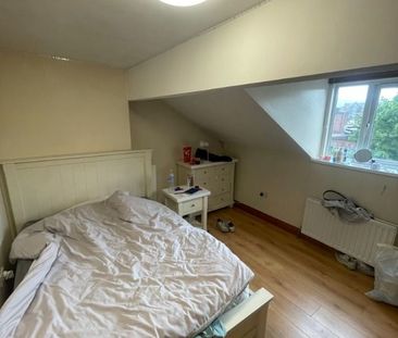 32 Lisburn Road, Belfast BT9 6AA - Photo 4