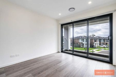 “Beautiful New 4 bedroom House. Ready to move in. Next to the Schofield Train station.” - Photo 2