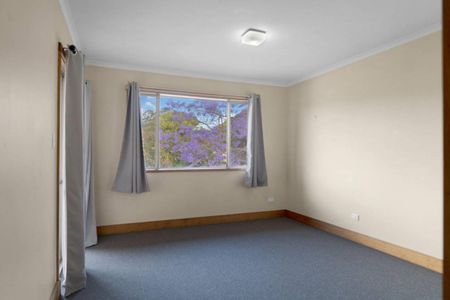Spacious and open Unit - Photo 4