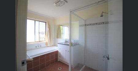 Perfect Family Home in Sunnybank Hills - Photo 4